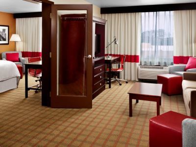 Four Points By Sheraton East Hotel